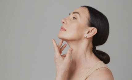 Double chin affecting profile — Kybella.